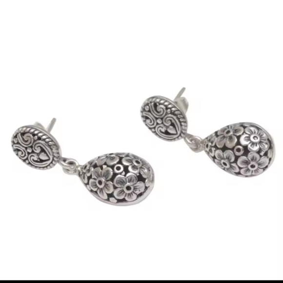 Earrings Silver Floral Women's Dangle New f31 - Picture 3 of 4